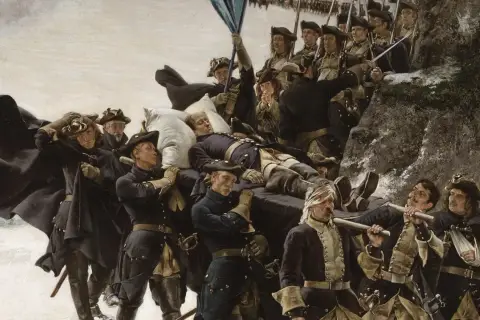 Soldater bär liket av Karl XII över snöig terräng. En dramatisk scen som skildrar Karl XII likfärd genom ett svårt landskap.