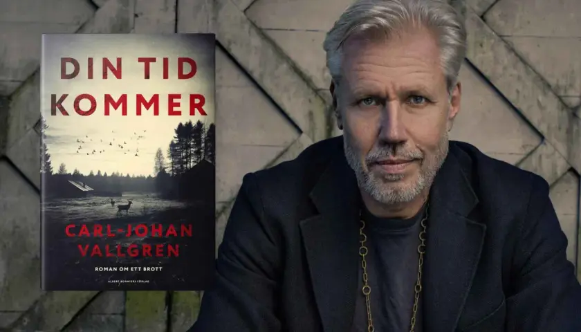 Carl Johan Vallgren, författare till boken "Din tid kommer", med en dyster landsbygdsbild.