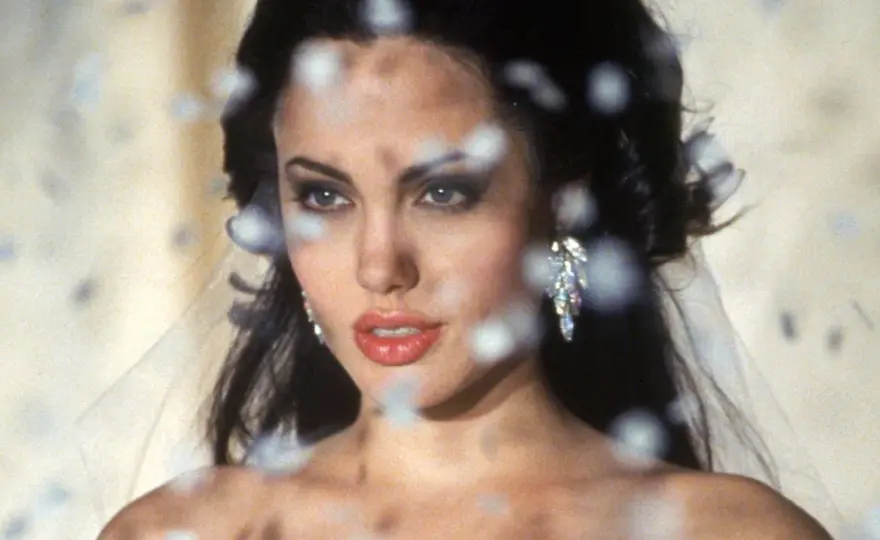 Angelina Jolies bästa filmer - från action till starka dramer