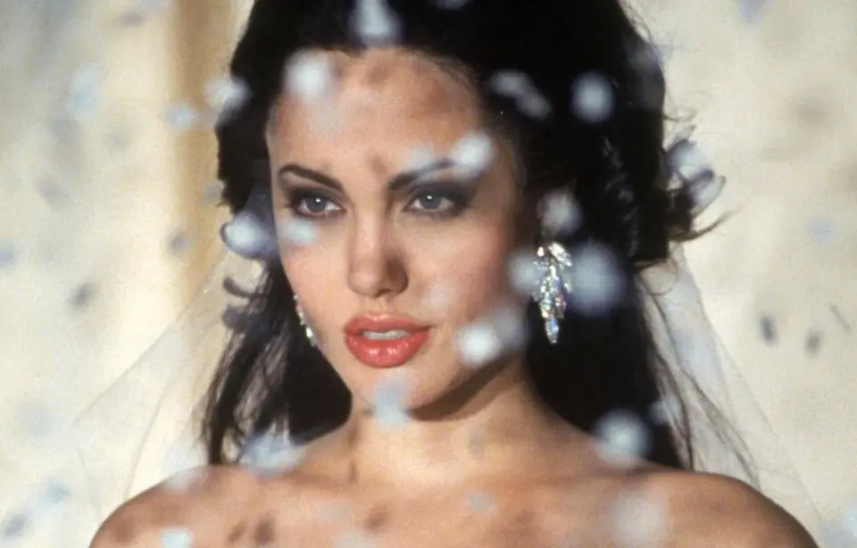 Angelina Jolies bästa filmer - från action till starka dramer